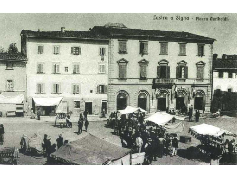 Piazza Garibaldi 1930 | Lastra a Signa