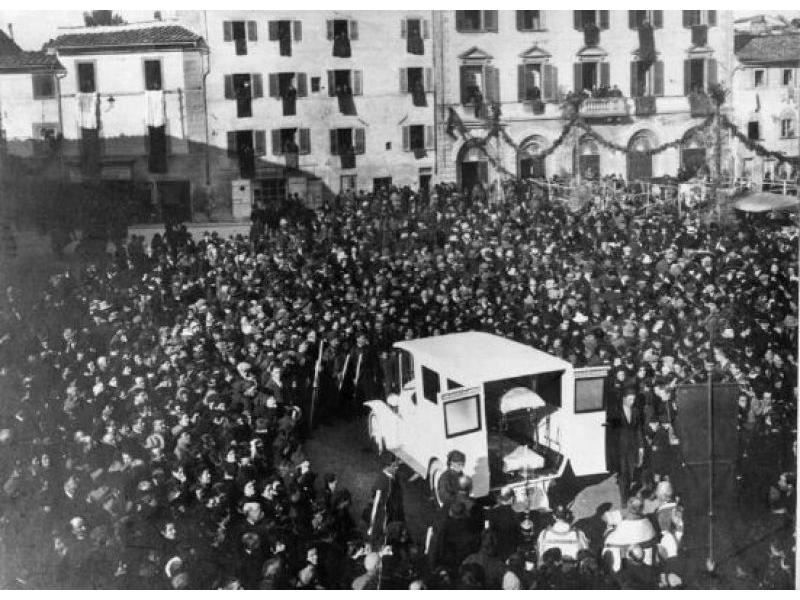 Lastra a Signa  - Inaugurazione ambulanza, 1930