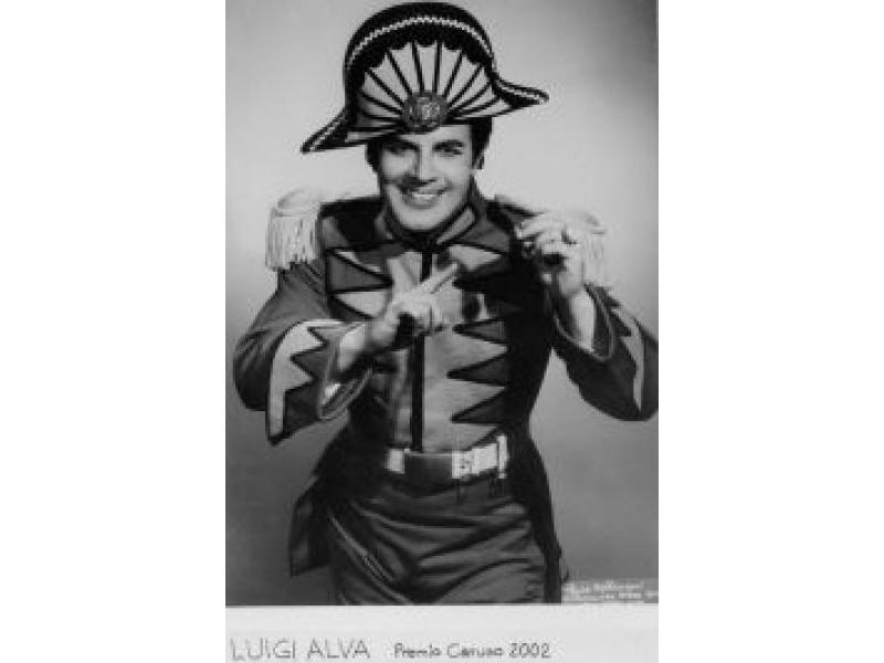 2002 - Luigi Alva