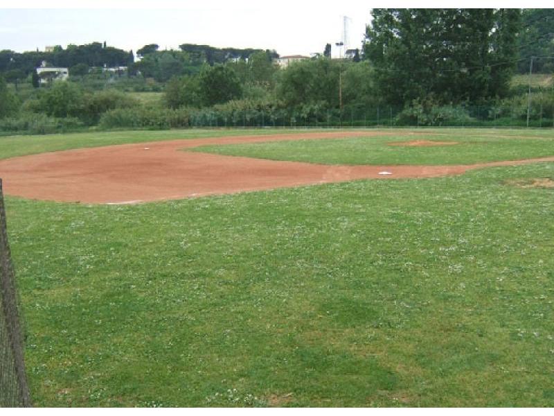 Porto di Mezzo, campo di badeball (foto 2005)