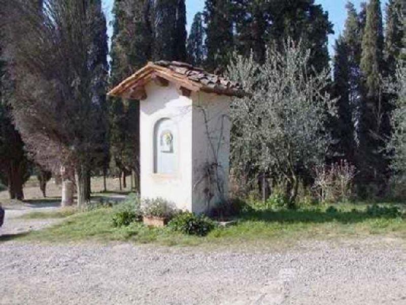 Marliano, tabernacolo esterno chiesa SS Maria e Lorenzo. Lastra a Signa 2005