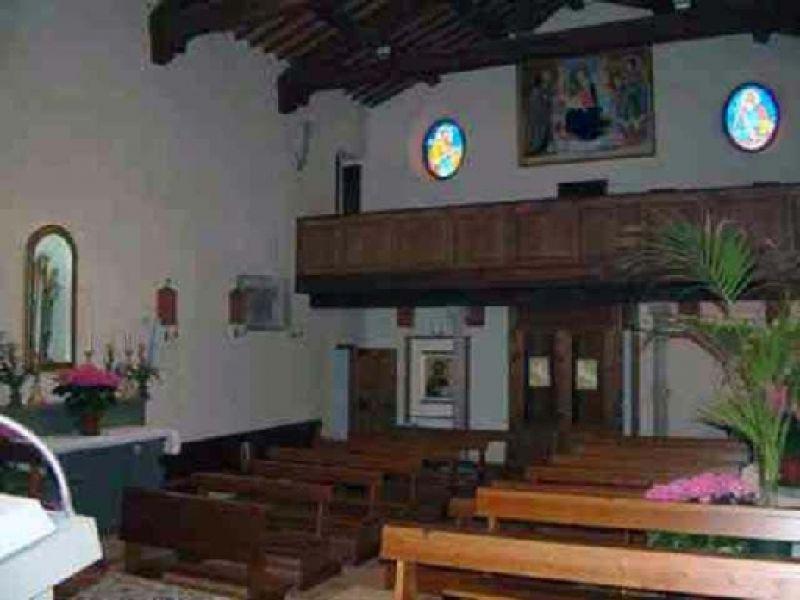 Sant'Ilario chiesa. Ingresso  principale. 2007