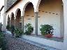 Portico laterale | chiesa di San Martino a Gangalandi, Lastra a Signa (imm. 7 di 38)