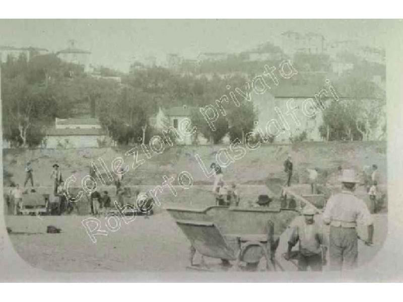 Ponte a Signa -  22  Sistemazione dell`Arno Giovanissimi operai 1903