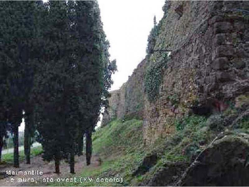 Malmantile, mura di ponente 2006