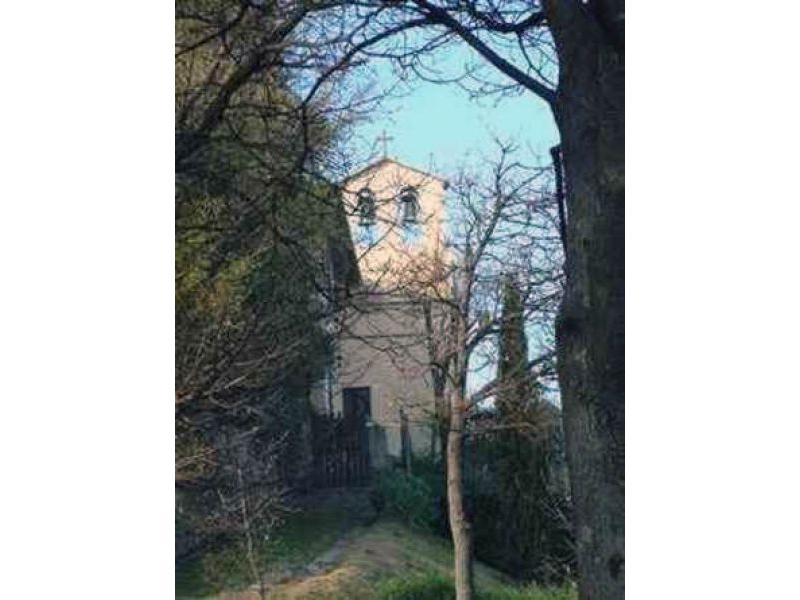 Campanile ed ingresso secondario | Chiesa di San Romolo, Lastra a Signa