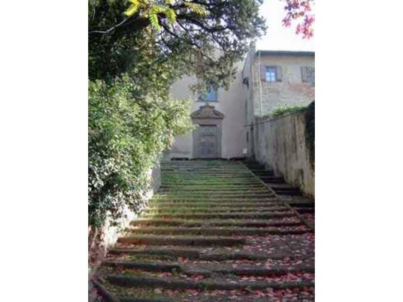 Santa Maria alle Selve, chiesa scalinata ingresso principale | (Lastra a Signa 2005)