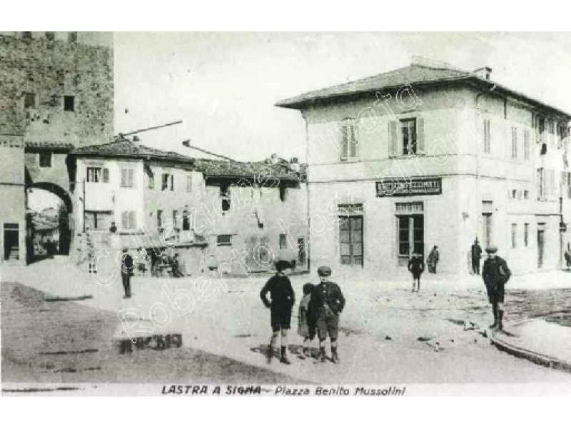 Lastra a Signa. Piazza Benito Mussolini 1926