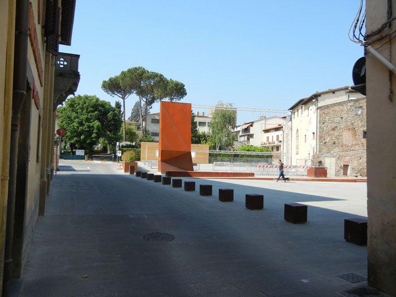 Piazza Garibaldi, part. 2011 | Lastra a Signa