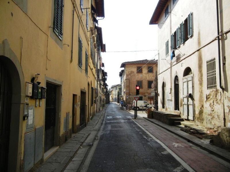 Corso Manzoni presso Porta Fiorentina (2011) | Lastra a Signa