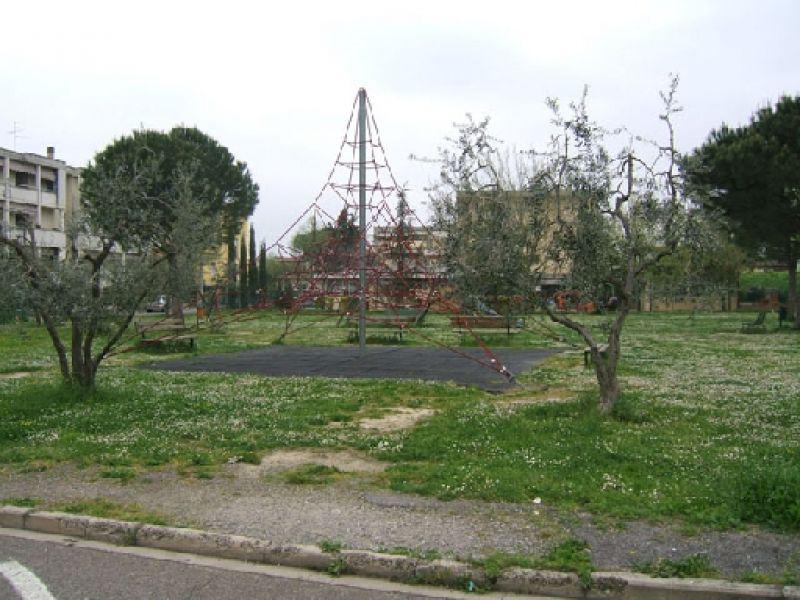 Giardini di piazza Bardini  (2007) | Lastra a Signa