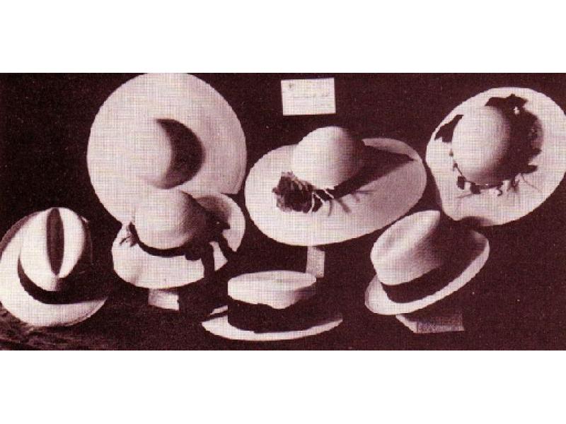 Campionario di cappelli di paglia fi Firenze