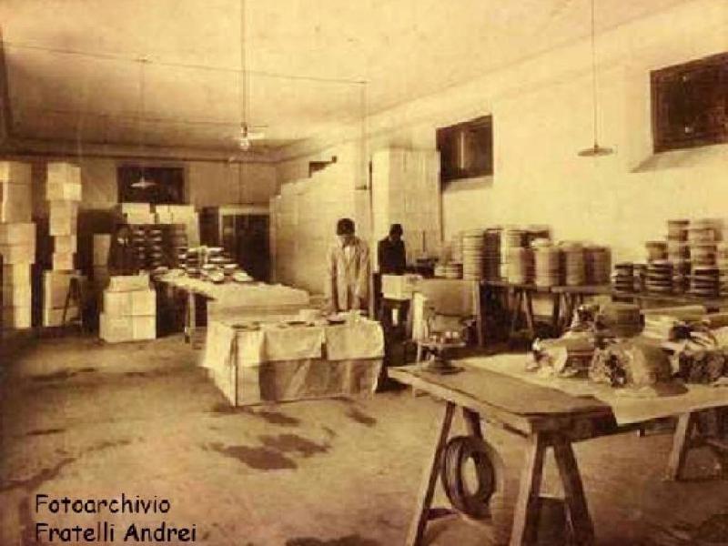 Cappelli di paglia, spedizione