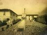 Indistria della paglia, piazzale della fabbrica Andreidi Lastra a Signa 1920 (imm. 5 di 23)