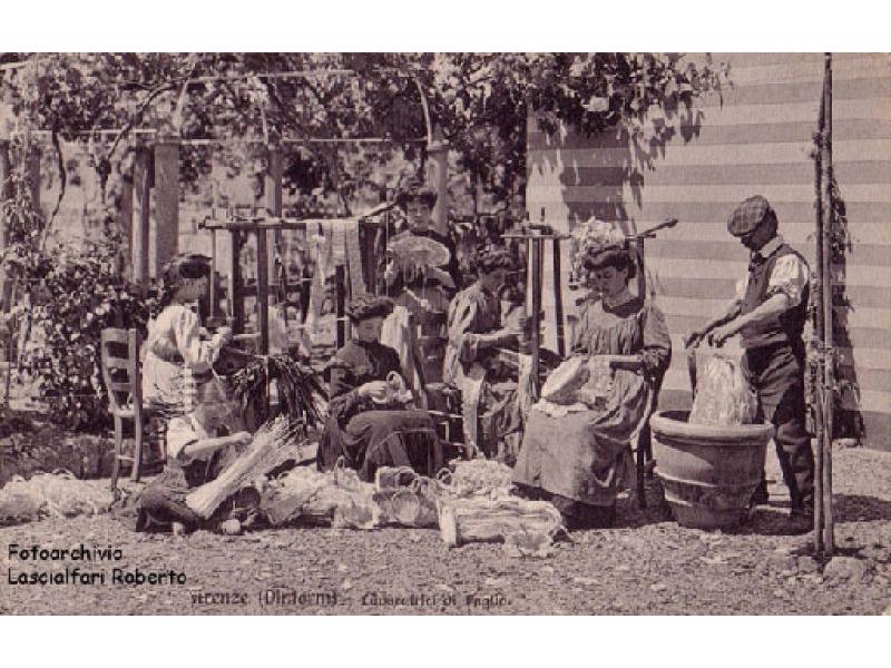 Industria della paglia. Trecciaiole 1930 circa