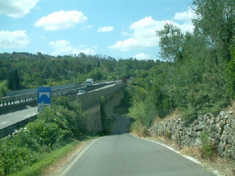 Vilgliano, il sottopasso della superstrada Firenze Pisa Livorno (Luglio 2007)