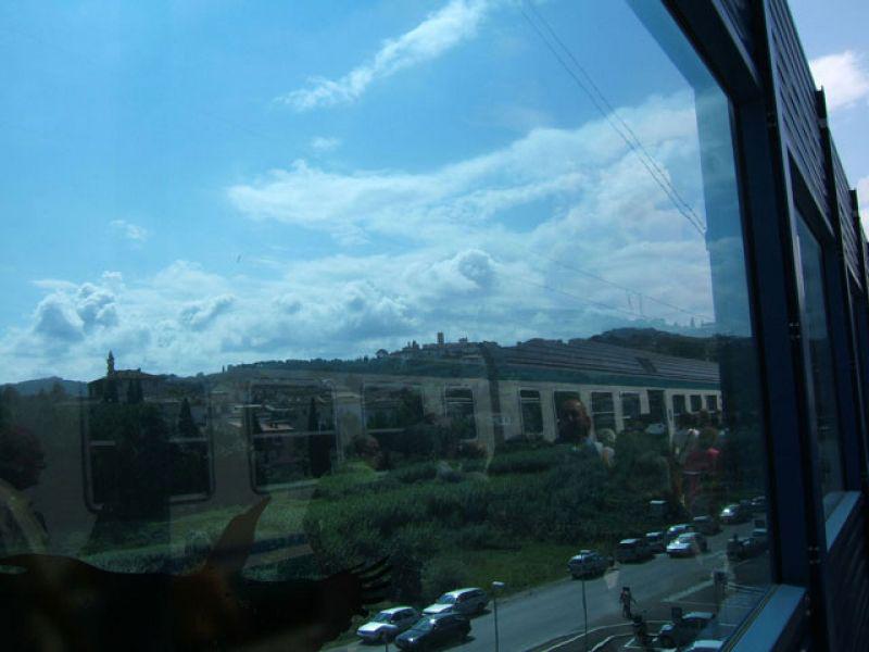 Il primo convoglio alla stazione ferroviaria di Lastra a Signa 27/8/2006 