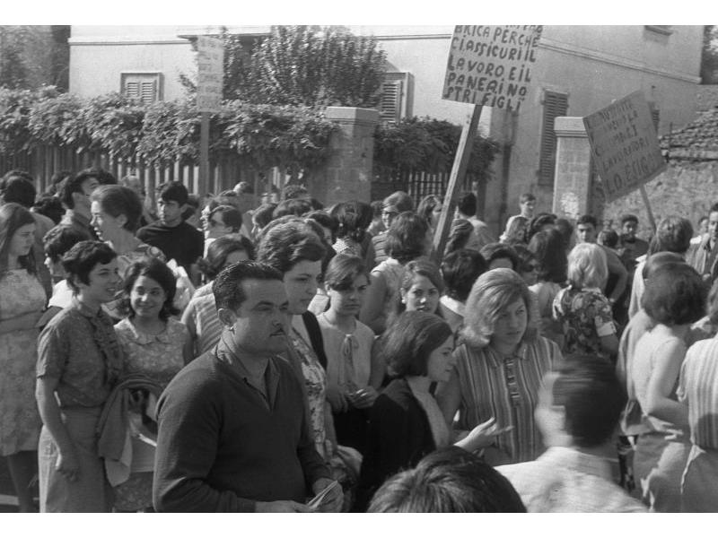 Manifestazione poolare per la salvezza della Columbus, Lastra a Signa, 1968
