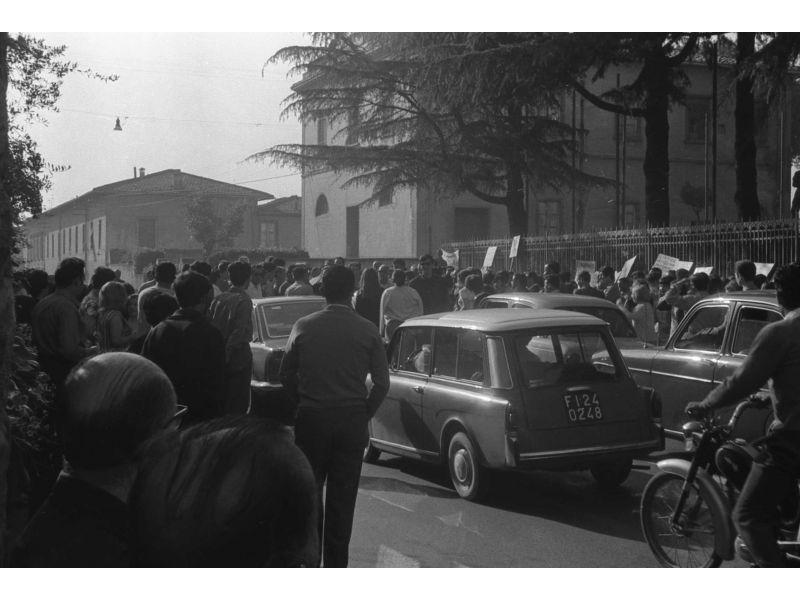 Manifestazione poolare per la salvezza della Columbus anno 1968