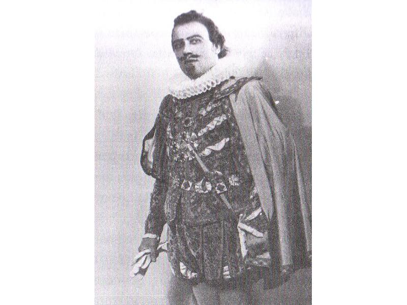 Enzo Esperti in 