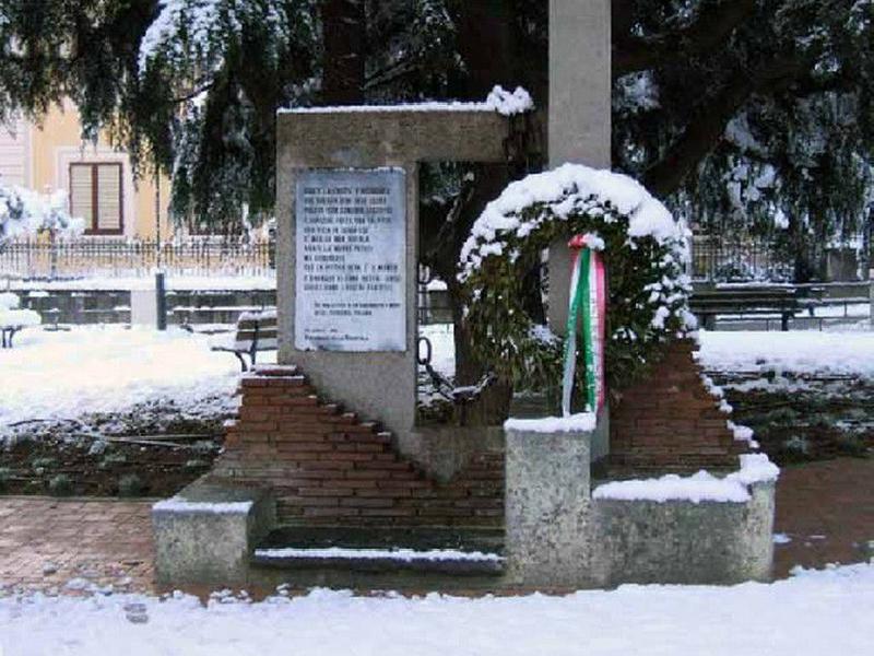 Giardini de La Posta. Monumento ai Martiri della Resistenza (2005)