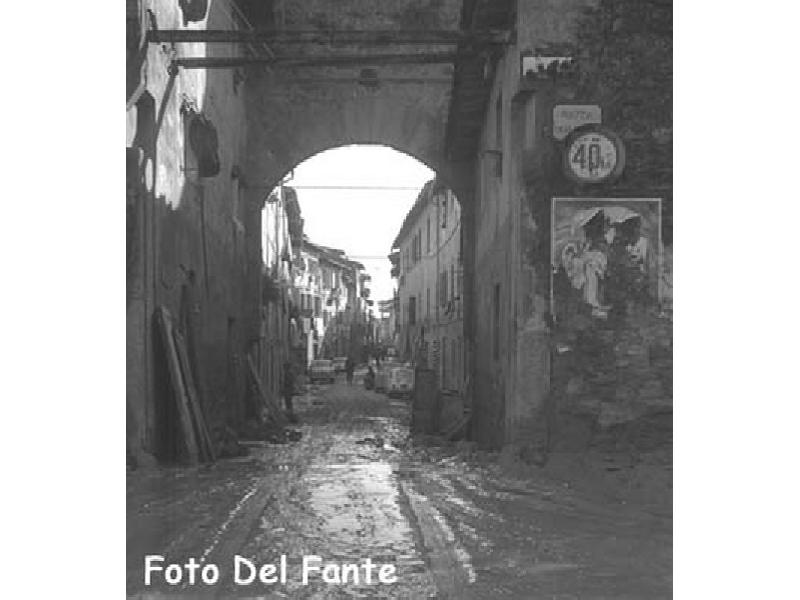Corso Alessandro Manzoni  (novembre 1966)