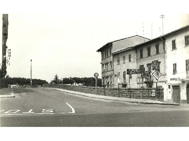Ponte a Signa, Ponte Nuovo angolo Via Livornese (1950)