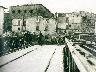Ponte a Signa ponte Bradley in costruzione, sullo sfondo Torre Pandolfini (1946) (imm. 9 di 9)