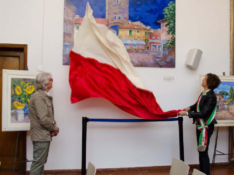 Comune di Lastra a Signa Sala Consiliare. Scopertura del telo