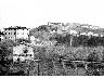 Malmantile, sullo sfondo le mura (XV secolo) (imm. 2 di 24)
