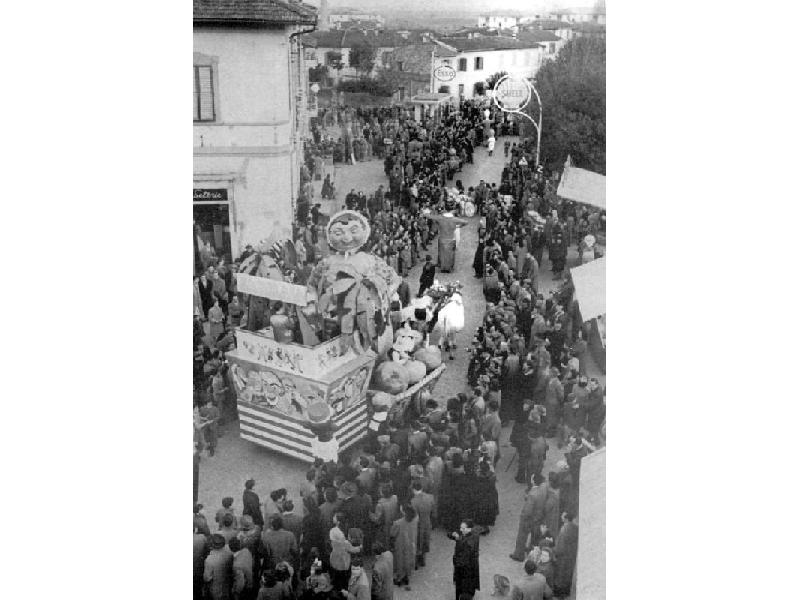 Carnevale a Lastra a Signa, zona La Posta (1955 circa)