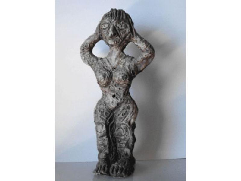 Nudo di donna, fine anni 60. Ceramica, cm. h45
