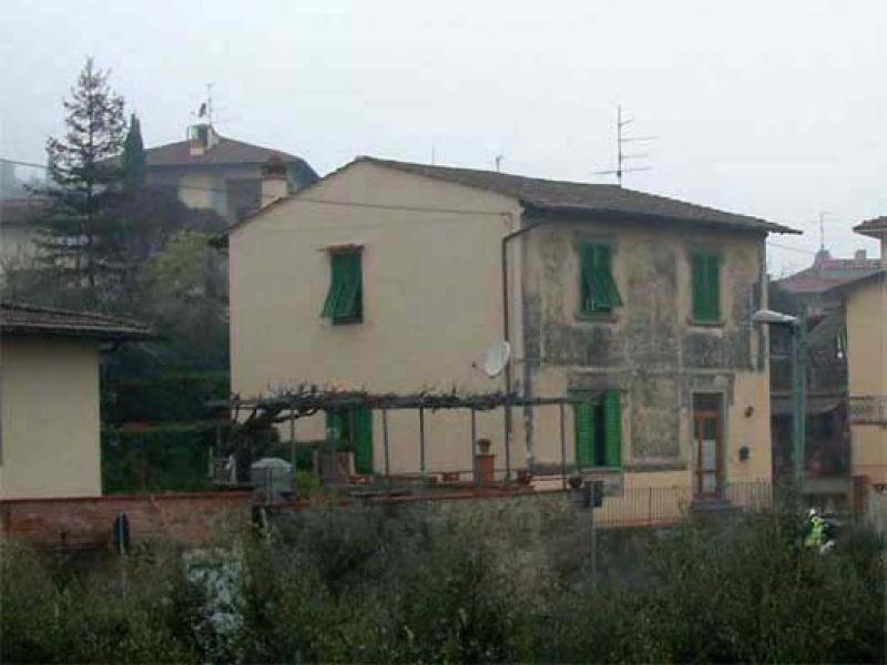 Casa natale di Renato Bertelli in Val di Rose a Lastra a Signa