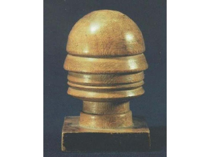 Dux, legno, cm. 9, Fond. Cavallini-Sgarbi (Rho)
