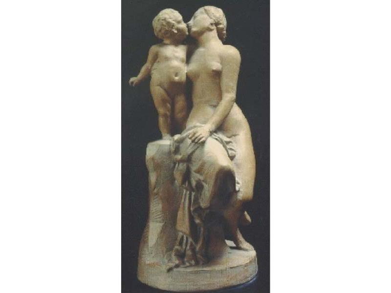 Maternità e infanzia, 1935-36, terracotta, cm. 22, Galleria Arte Moderna Palazzo Pitti (Fi)