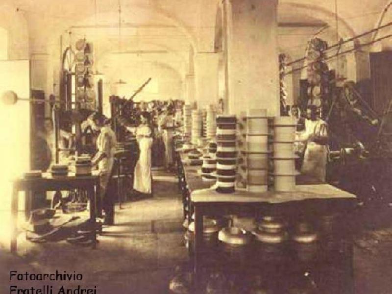 Cappelli di paglia di Firenze, lavorazione 1900
