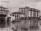 Via Livornese, zona Via Cipriani (Odierna 2009 piazza Firenze) (4 novembre 1966) | Lastra a Signa