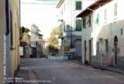 Porta fiorentina da via XXIV Maggio (quello che resta 2005) | Mura di,Lastra a Signa