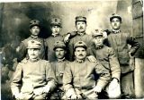 Soldati durante la prima guerra mondiale. Terzo da sinistra in piedi Giovanni Taccetti di Lastra a Signa