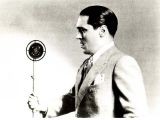 Carlo Buti in sala di incisione